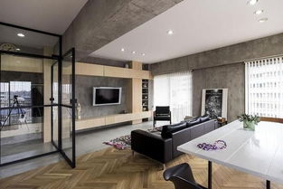 75平公寓巧设玻璃旋转门 小空间里的奢华变奏曲